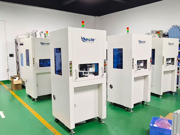 自动点胶机哪家好?深圳德信自动化 专业 AB 胶 / UV 胶 / RP 硅胶点胶设备厂家